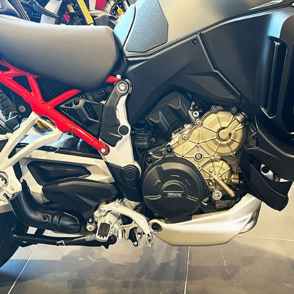 Multistrada V4 Engine Cover Set 2022-2023