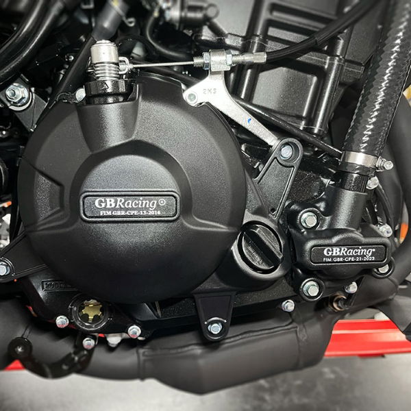 YZF-R3 Secondary Engine Cover Set 2023